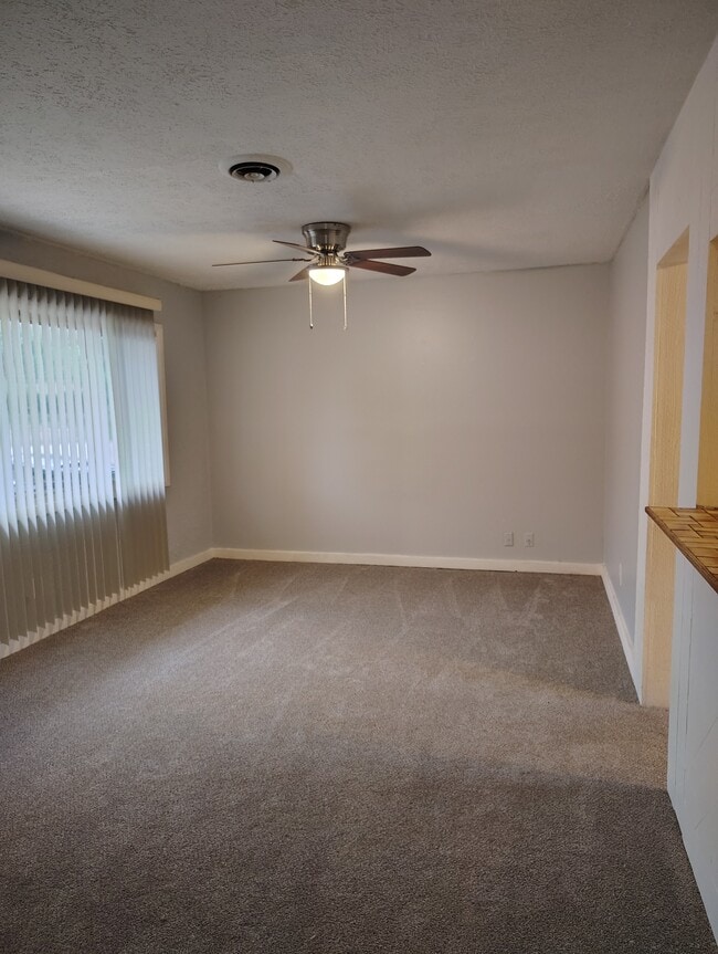 Photo - 4331 Wolf Rd