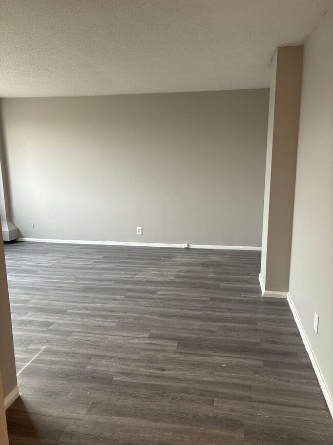 Photo - 600A LLC