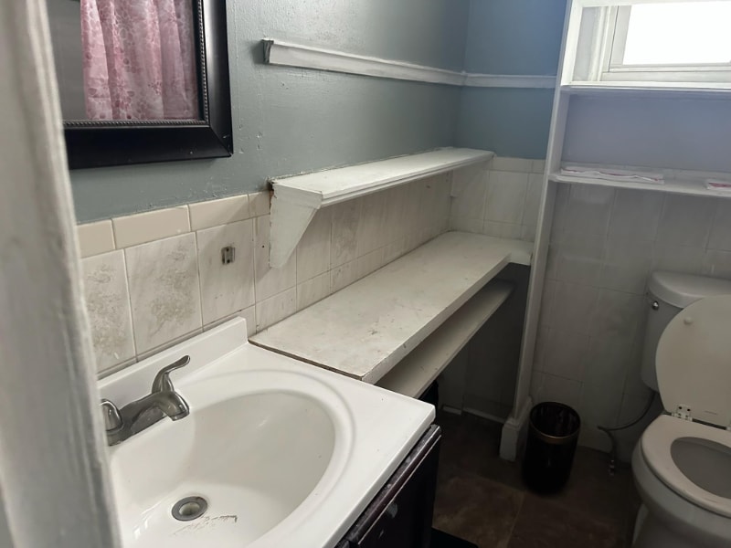 Photo - 2115 W Fayette St