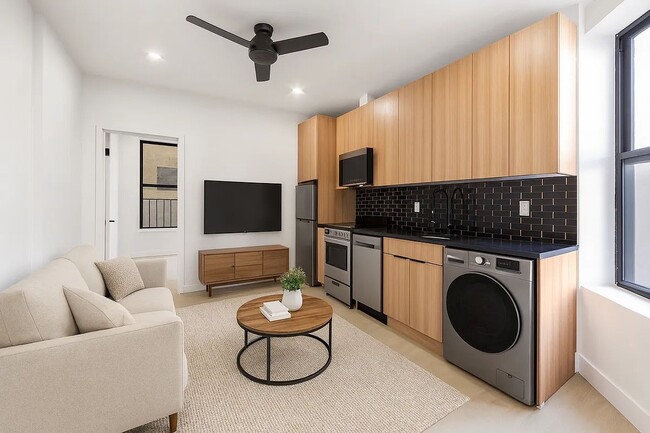 Building Photo - 205 E 4th St