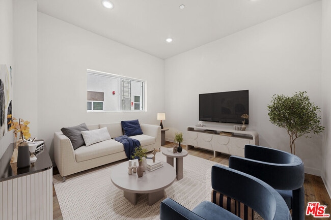 Photo - 7411 Artesia Blvd Unidad 207