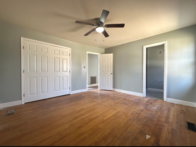 Photo - 2718 Winchester Rd NW