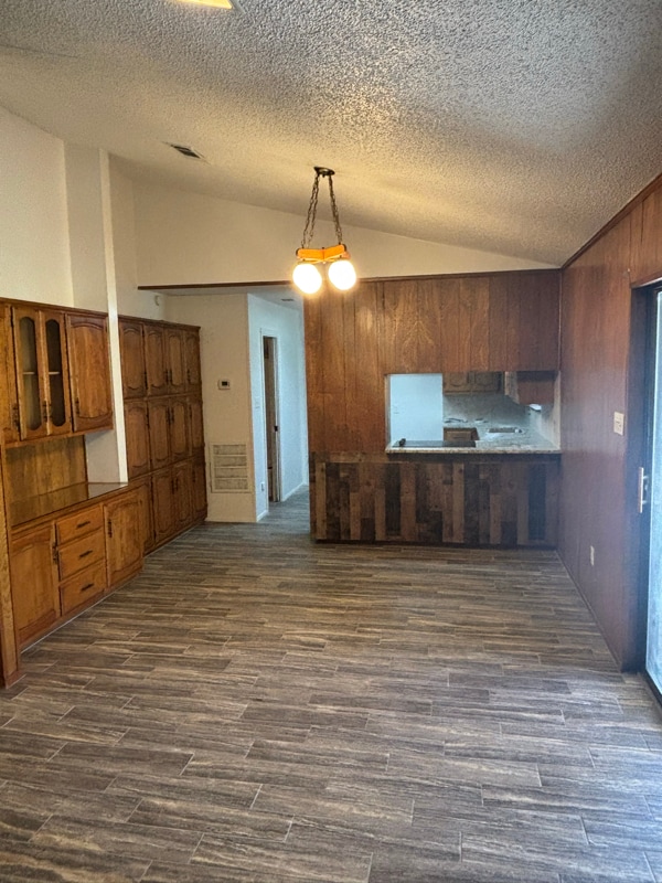 Photo - 1931 Post Oak Dr