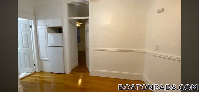 Photo - 26 Hemenway St Unit 10