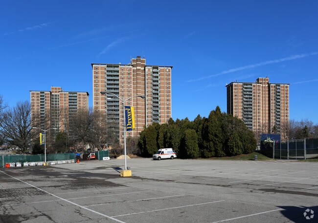Photo - Westpark Apartments