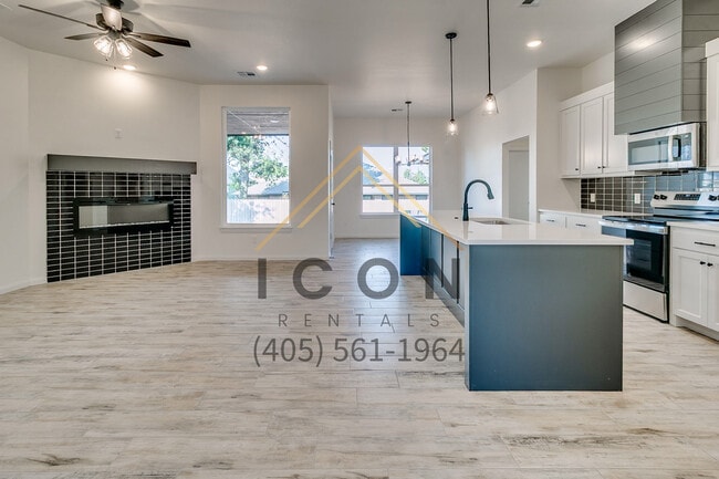 Photo - 8429 Stonewood Dr