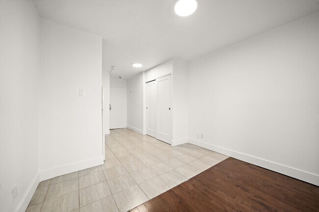 Photo - 1180 Rue Du Fort