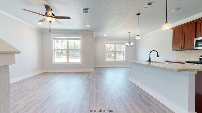 Photo - 2130 Crescent Pointe Pkwy