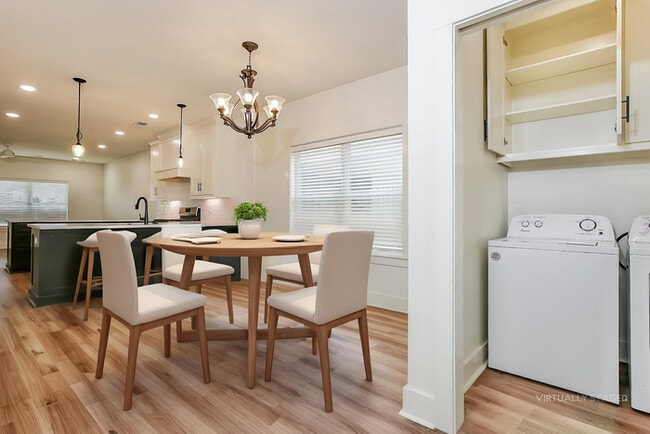 Photo - 16305 Taylor Loop Rd