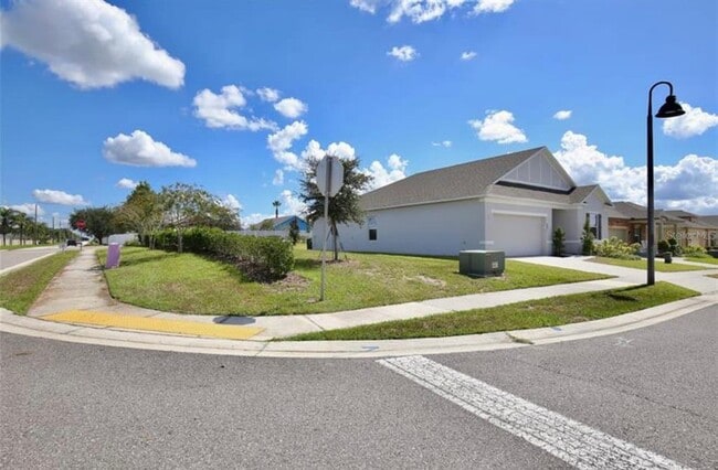 Photo - 492 Pinecrest Loop