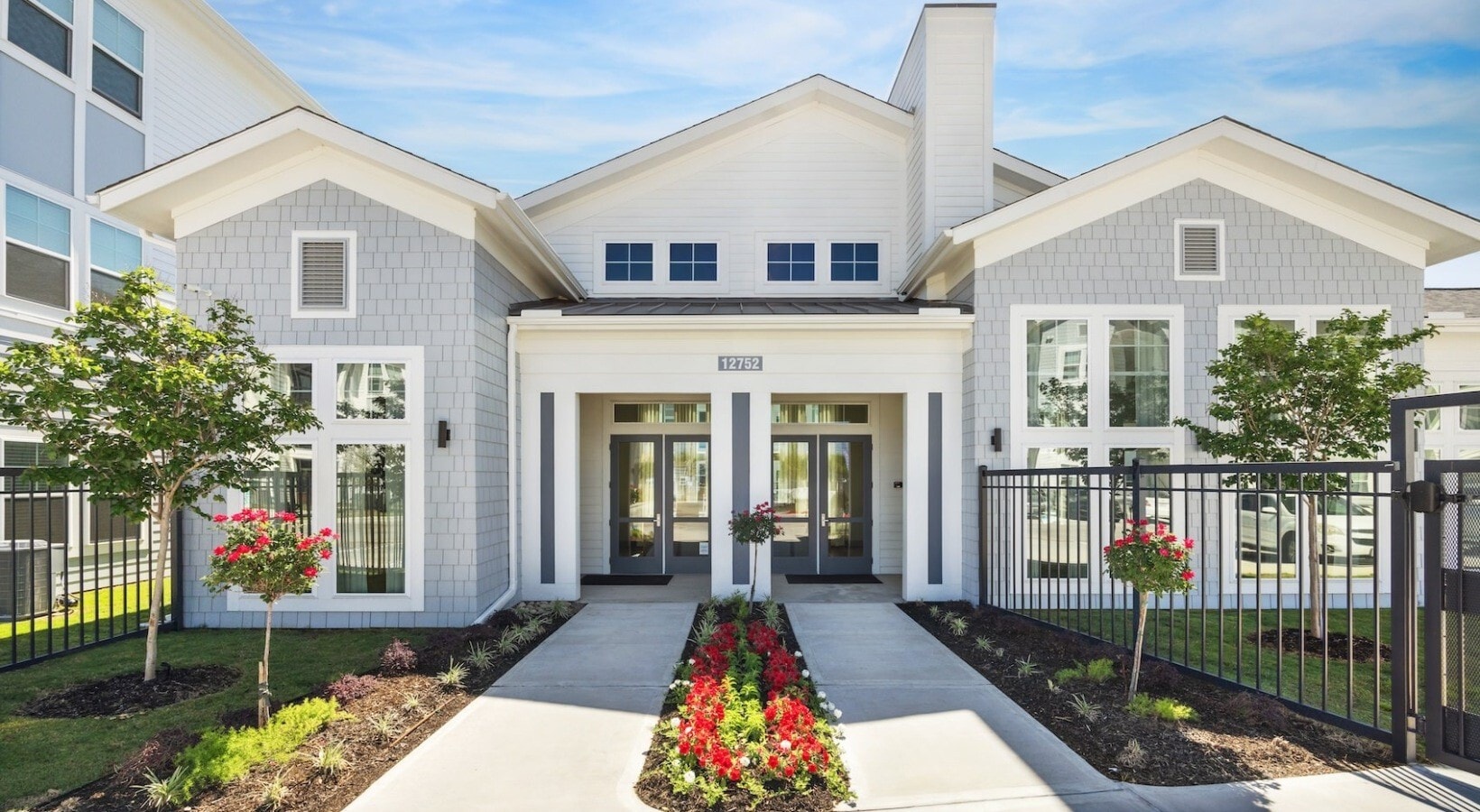 Photo - 8877 Lakes at 610 Dr Unit 208