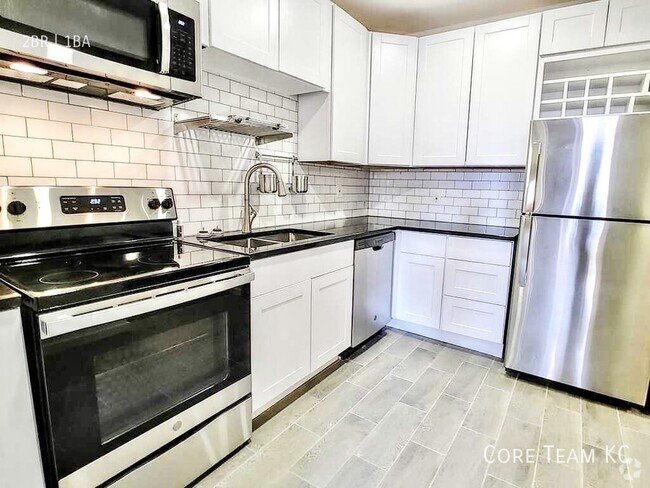 Building Photo - Renovated 2 Bedroom in Midtown w/ Private ... Unit 3E-7 Rental