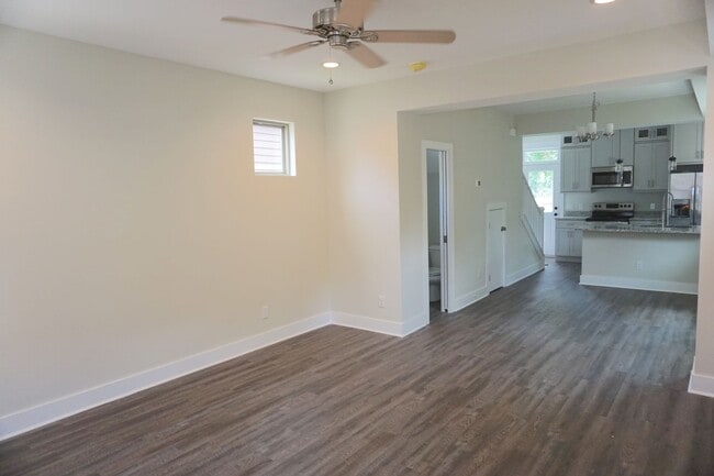 Photo - 2 BED | 2 BATH | GATED BACKYARD | MIDTOWN