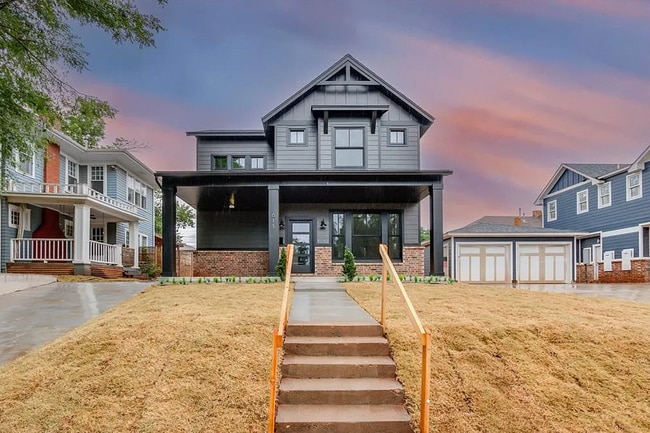 Photo - 611 NW 25th St House
