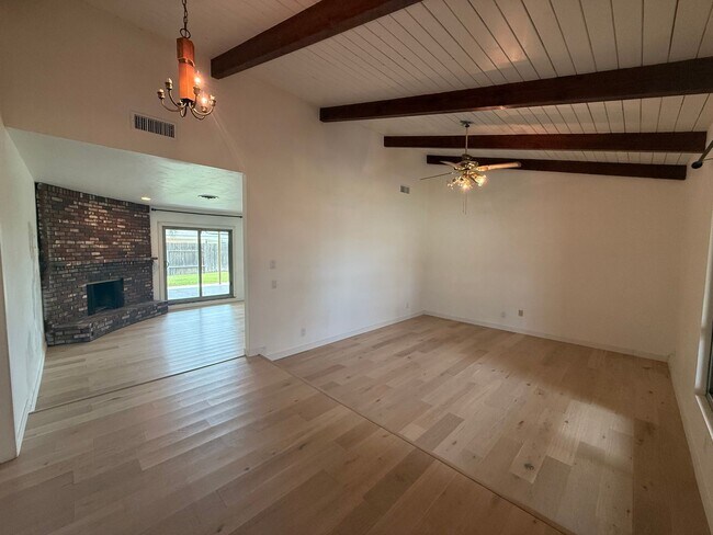 Photo - 7809 Westdumfries Ct