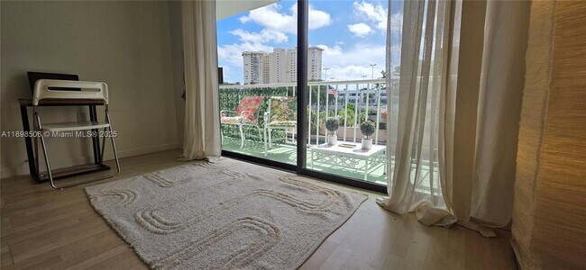 Photo - 1650 NE 115th St Unit 310