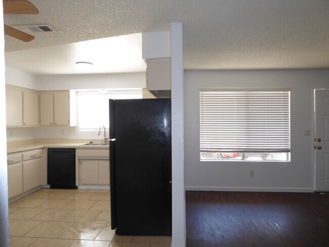 Photo - 824 Capehart Ct Unit C