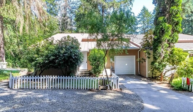 Building Photo - Spacious 2 Bedroom in Gig Harbor