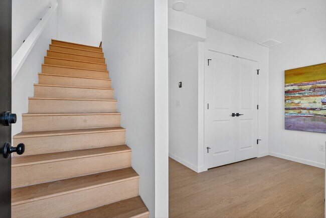 Photo - 7035 Fane Rd NW