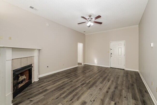 Photo - 8478 Regal Bend Dr