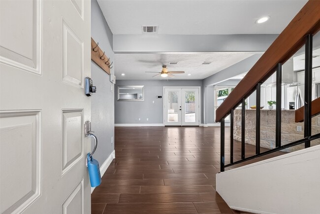 Photo - 17634 Huntersglen Cir