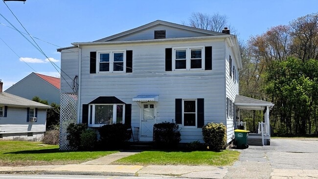 Building Photo - 698 Church St Unit 2