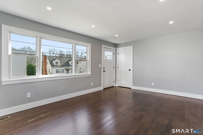 Photo - 35 Euclid Ave Unit A