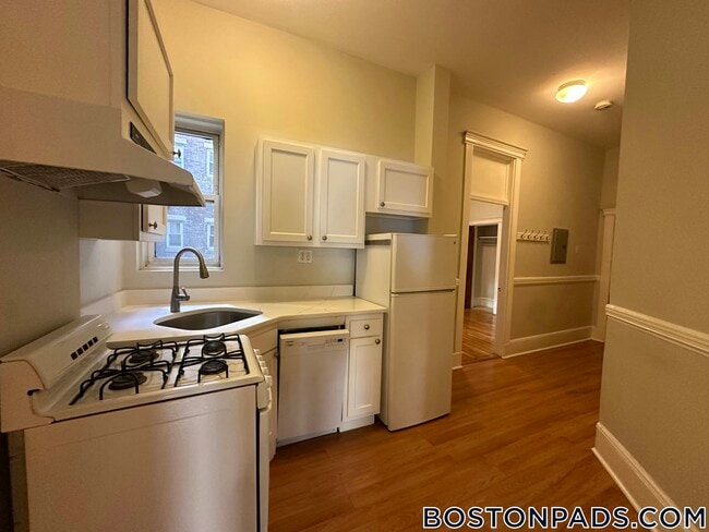 Photo - 38 Hemenway St Unit 9