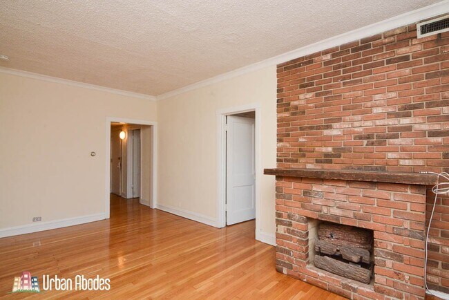 Photo - 3523 N Racine Ave Unit A07C