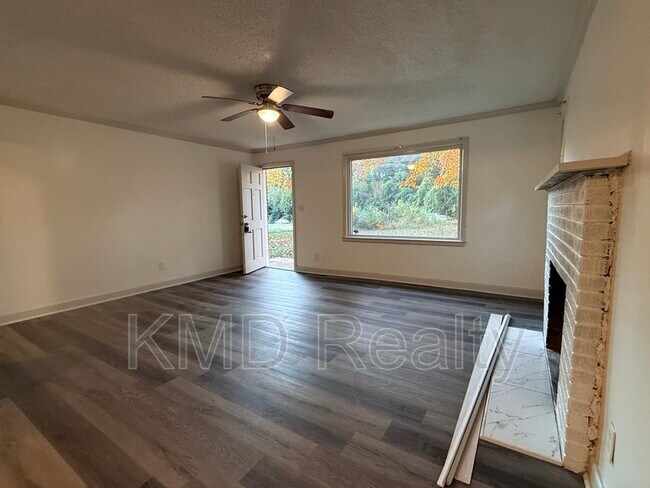 Photo - 9225 Moores Chapel Rd