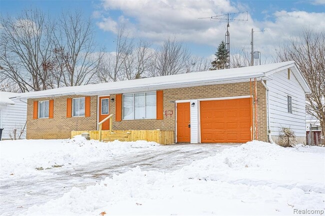 Photo - 6627 Orange Ln