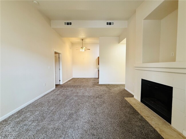 Photo - 2305 W Horizon Ridge Pkwy Unit 2221