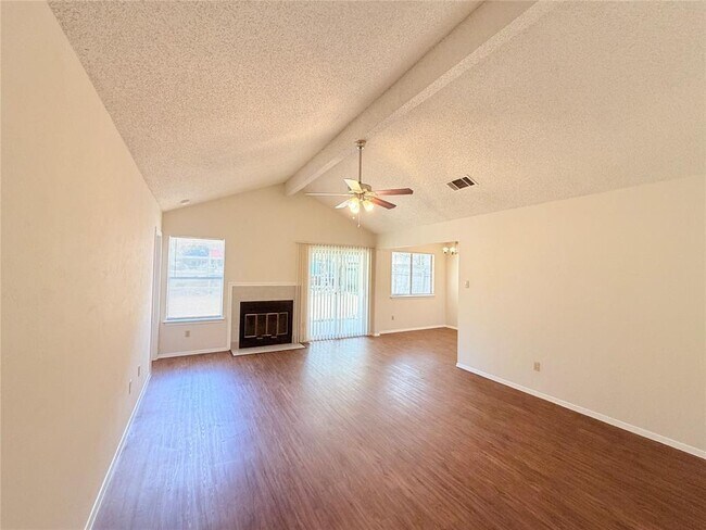 4141 Stonecroft Dr