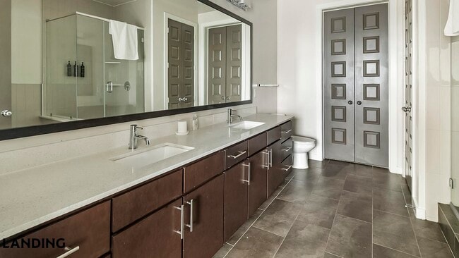 Photo - 825 Usener St Unidad 748