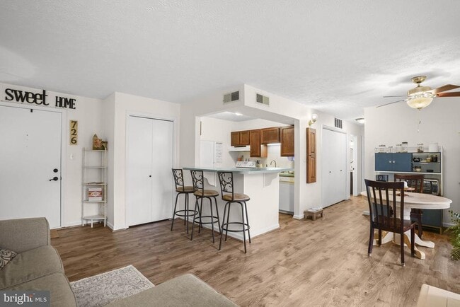Photo - 44759 Woodlake Ct Unit 2C