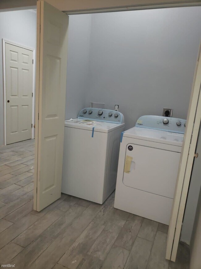 Photo - 2 br, 2 bath Duplex - 3436 Alberta Street 1F