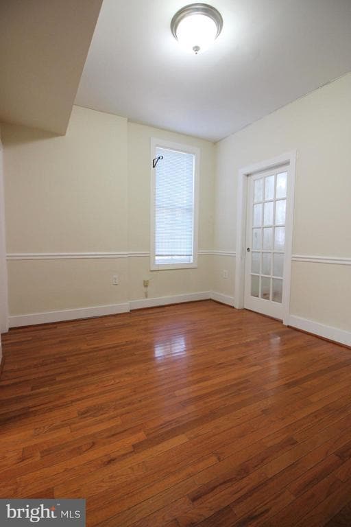 Photo - 3237 N St NW Unidad 15