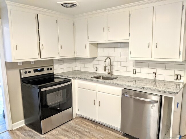 Photo - 101 Haynes Rd