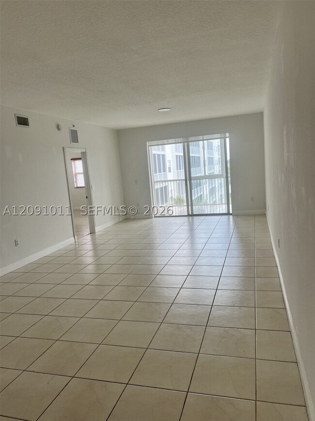 Photo - 10750 NW 66th St Unit 401