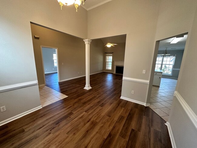 Photo - 4 bed 2 bath home with 2 car garage, covered patio, and fenced backyard