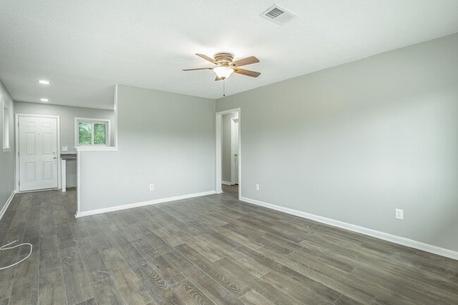 Building Photo - 610 N Germantown Rd Unit A Rental