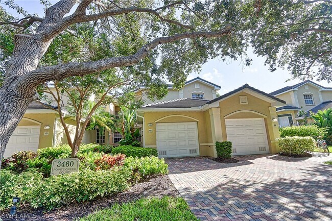 3460 Pointe Creek Ct Unidad 102