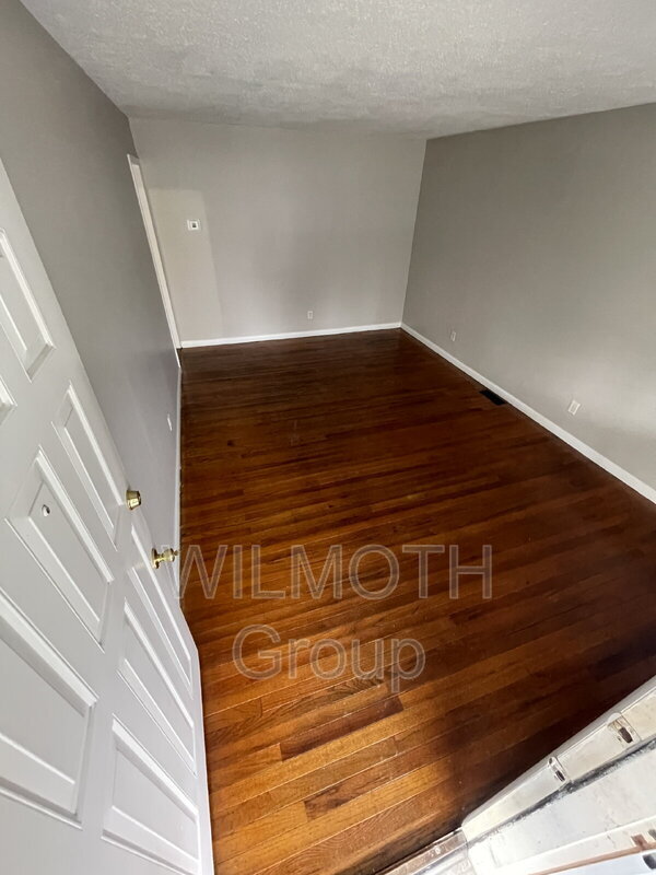 Photo - Hovey Street 3346