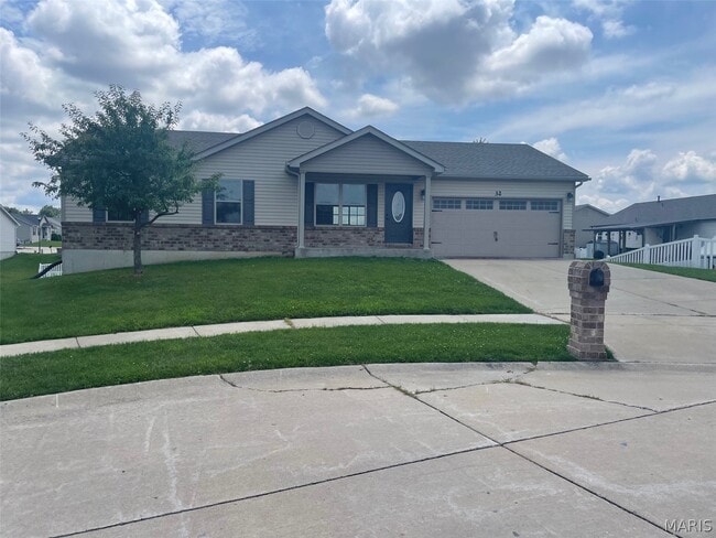 Photo - 32 Rolling Rock Creek Ct