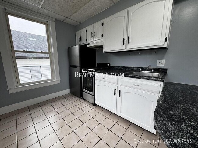 Photo - 38 Oak St Unit 3