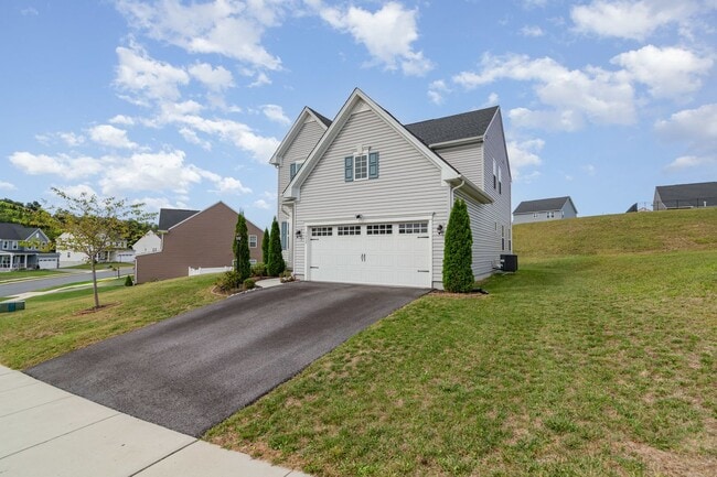 Photo - 3032 Bianca Way