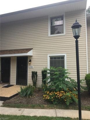 Photo - 134 Turnwood Ln