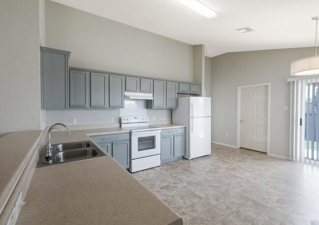 Photo - 13400 James Monroe St