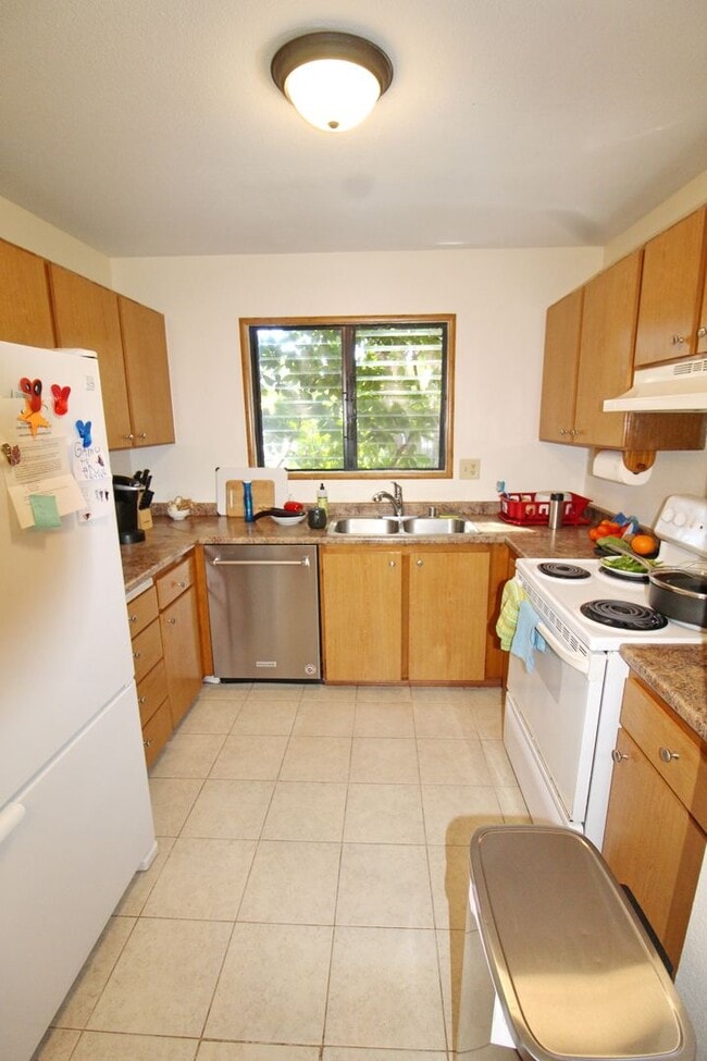 Photo - Haleakala Gardens - Furnished 3bed/2bath Condo in Central Kihei Unit #3A