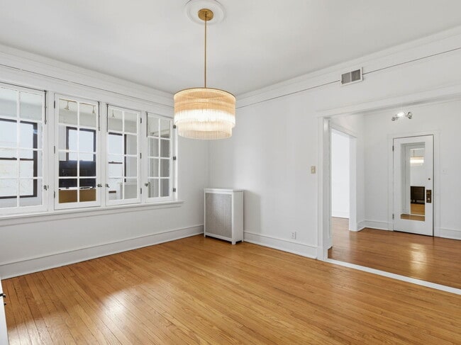 Photo - 5108 S Woodlawn Ave Unit 3G